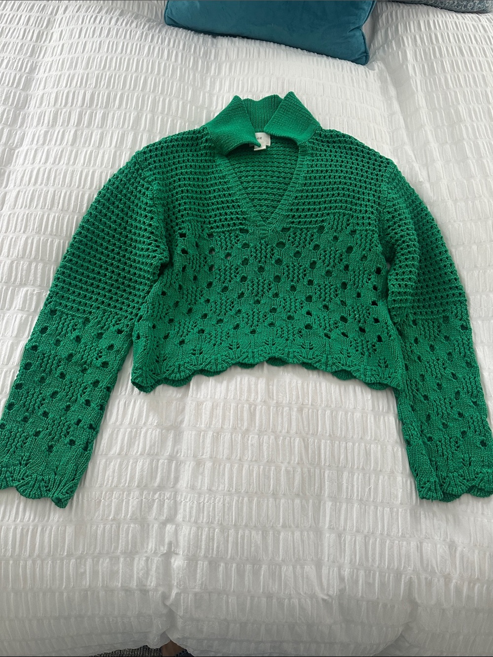 H&M Emerald Green Cropped Crochet Sweater Size Small Like New!